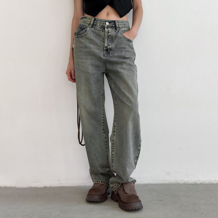 Relaxed Fit jeans for women with a casual cut and high-quality materials Lune London