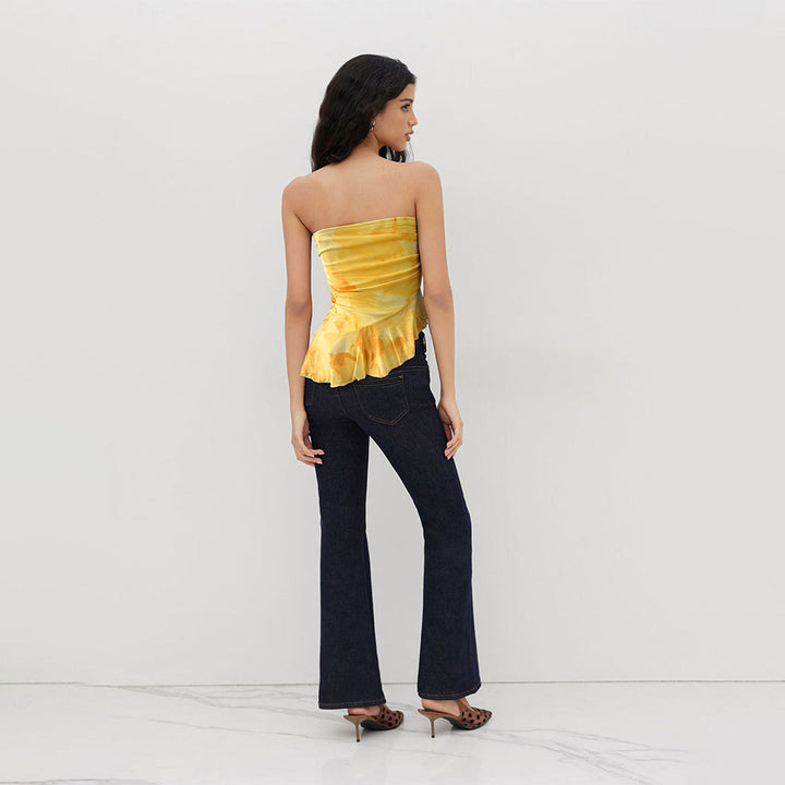 Women’s bandeau top with flowing ruffles and gathered details Chic & Stil