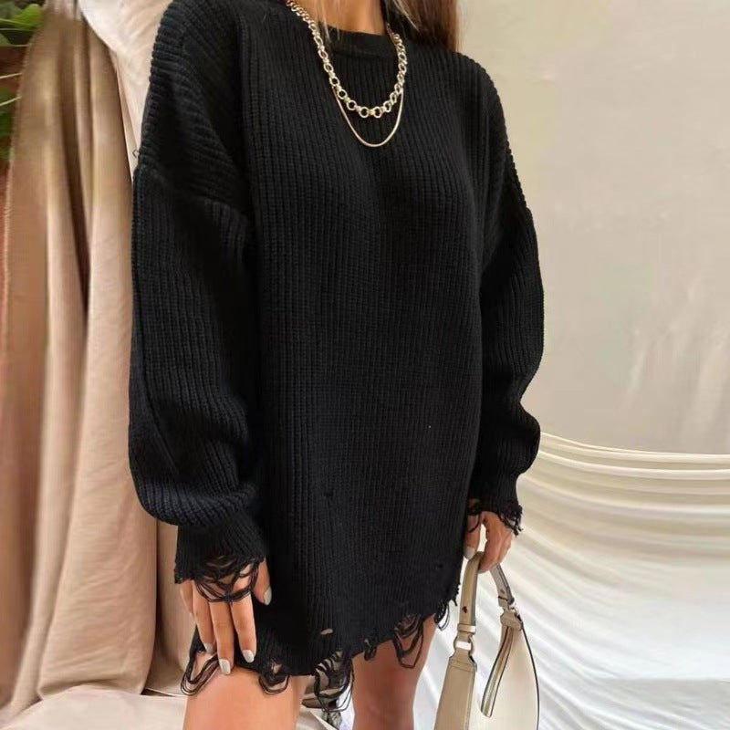 Thick knit dress for women with a relaxed fit and chic fashion details Lune London