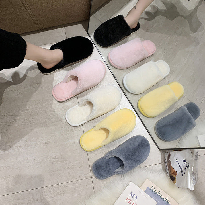 Lune London | Women's Fluffy Slippers Made of Soft Plush Material