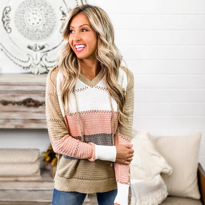 Pull en tricot décontracté pour femmes avec décolleté en V et motif rayé Chic & Stil
