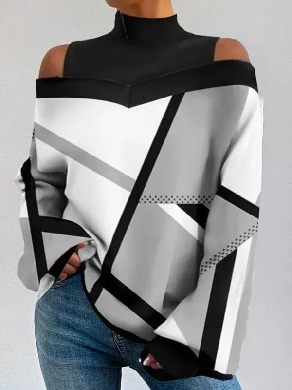 Oversized sweater for women with a trendy graphic design Lune London