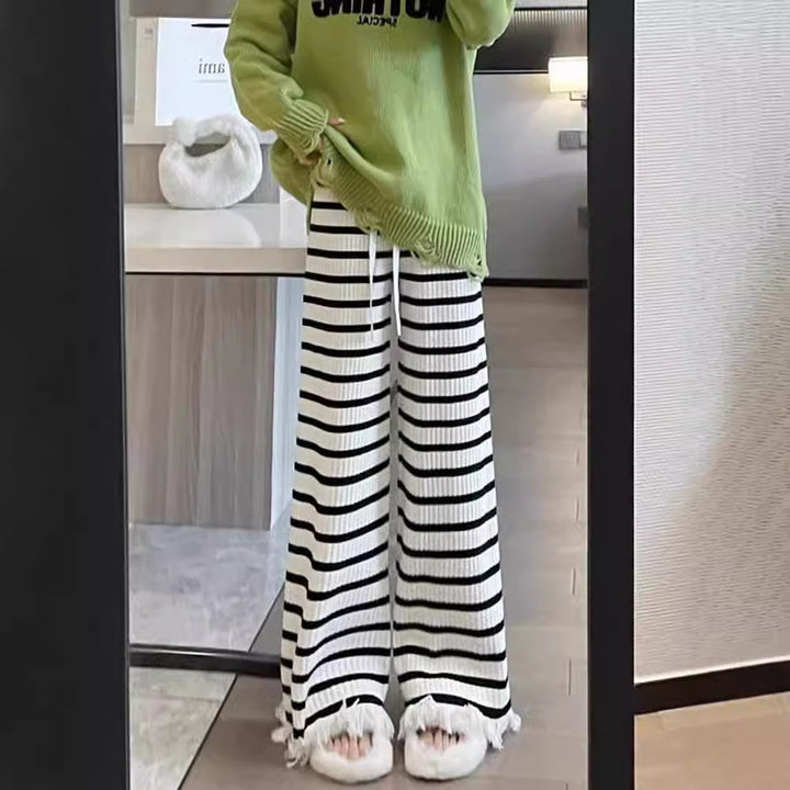 Ladies Elegant Striped Palazzo Pants in Ribbed Knit Lune London