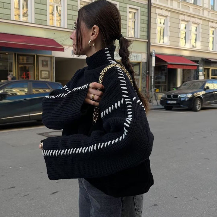 Pull en tricot stylé pour femmes avec des manches hautes et des coutures décoratives contrastées Chic & Stil