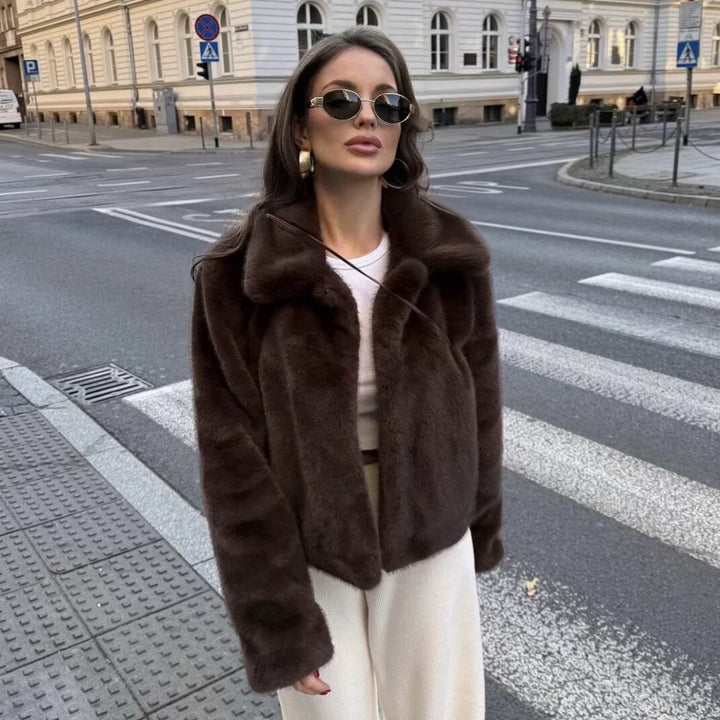 Veste en fausse fourrure confortable pour femmes Chic & Stil