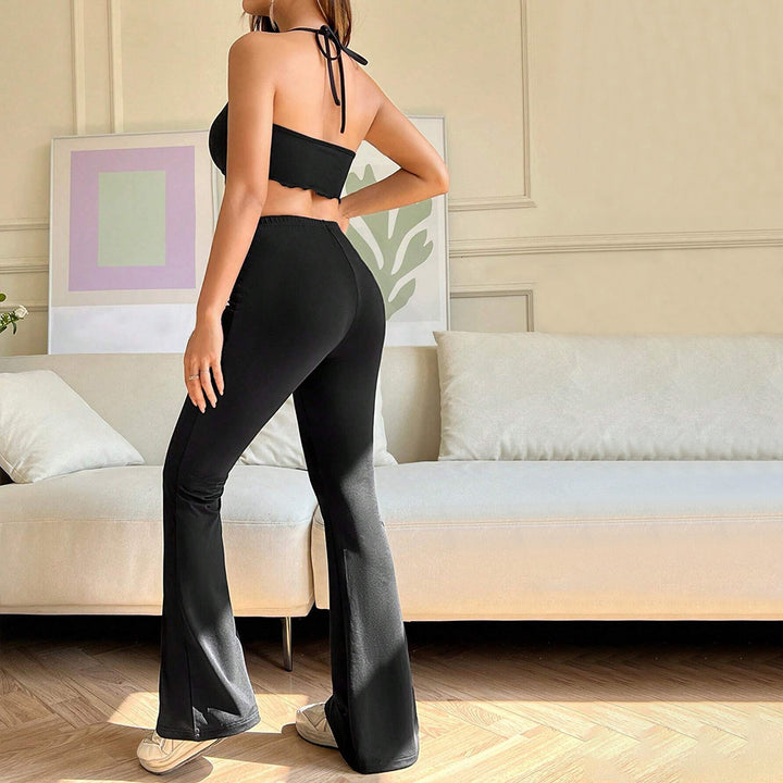 Ensemble deux pièces de sport pour femme avec un haut respectueux de la peau et un pantalon ajusté Chic & Stil