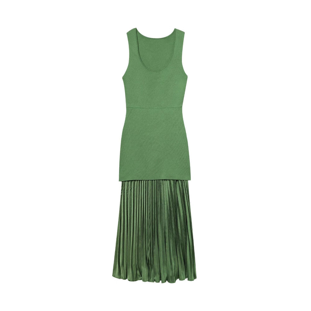 Maxi dress for women with pleated skirt and fitted top Chic und Stil