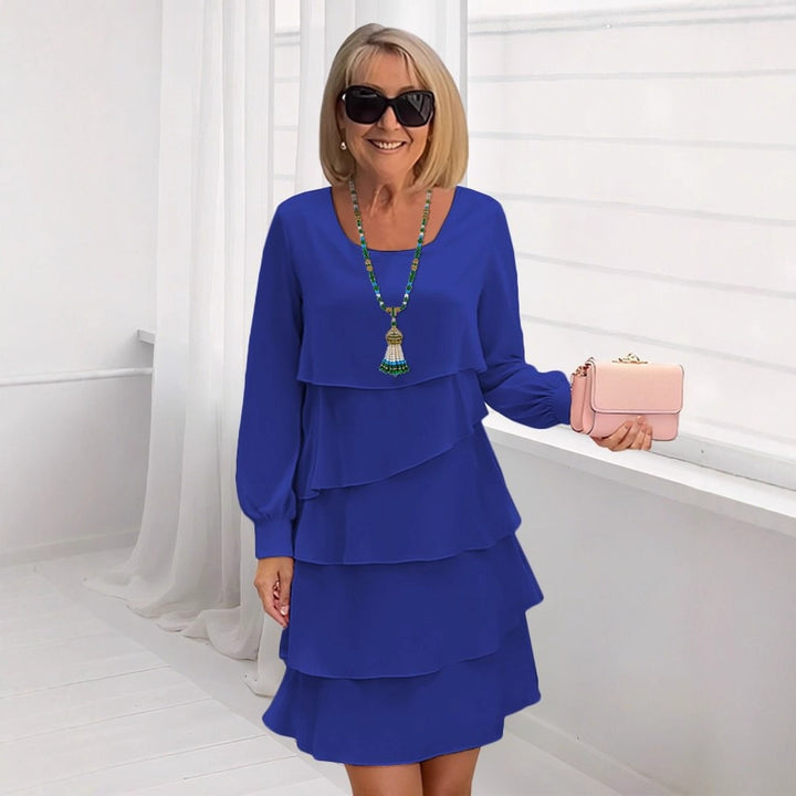 Trendy dress for women with layers and long sleeves Lune London