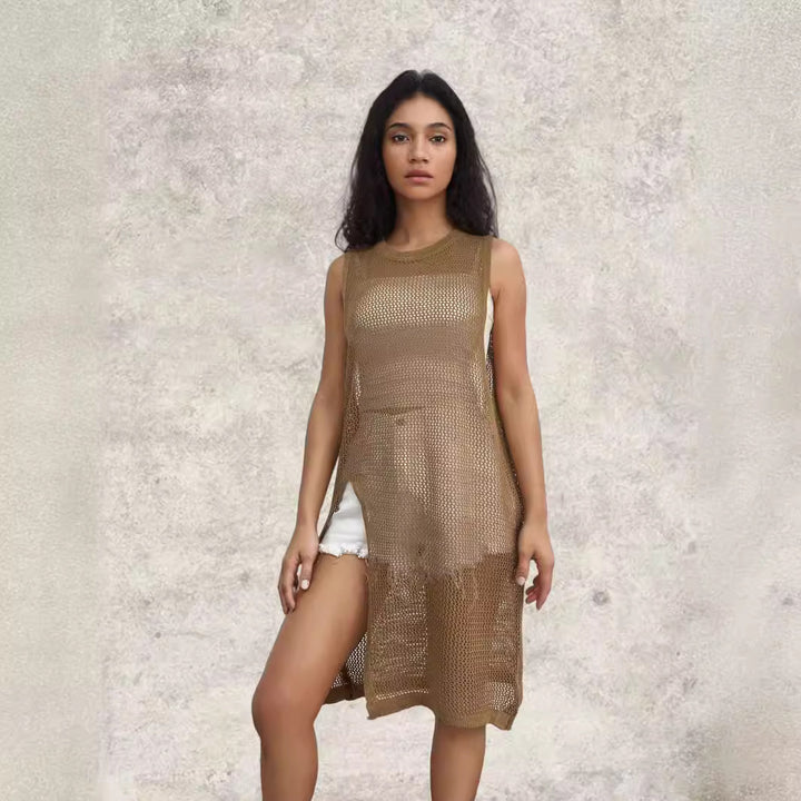 Lightweight knitted sweater for women with a trendy mesh design and side slits Lune London