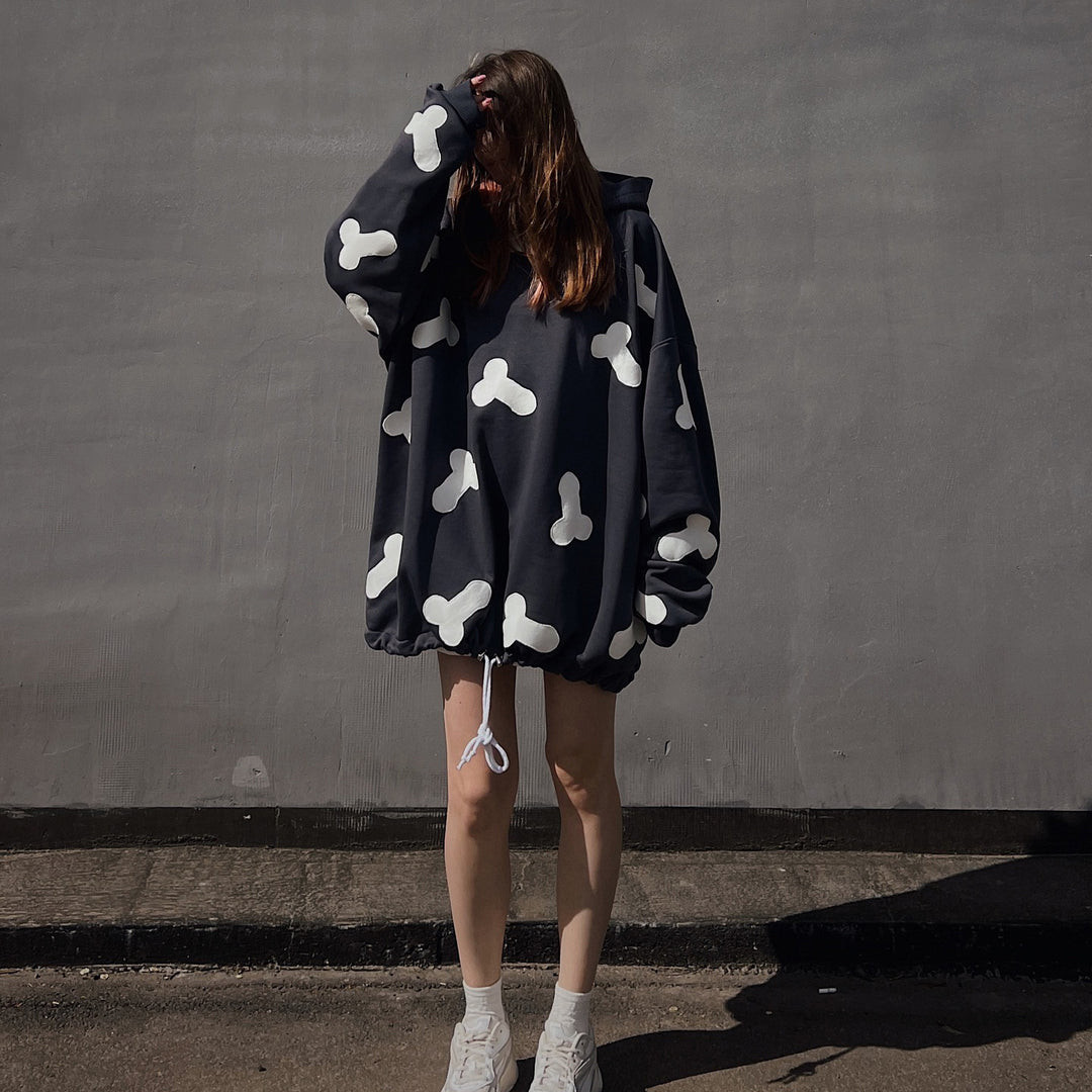 Women's hoodie with creative heart pattern and oversized relaxed fit Lune London
