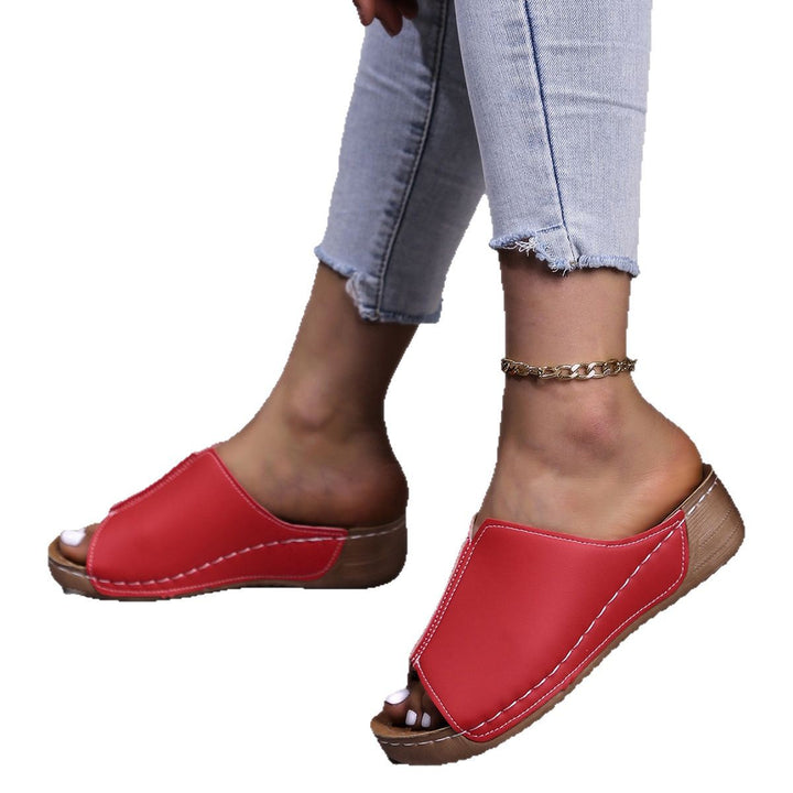 Women Comfortable Strap Slippers with Ergonomic Sole Lune London