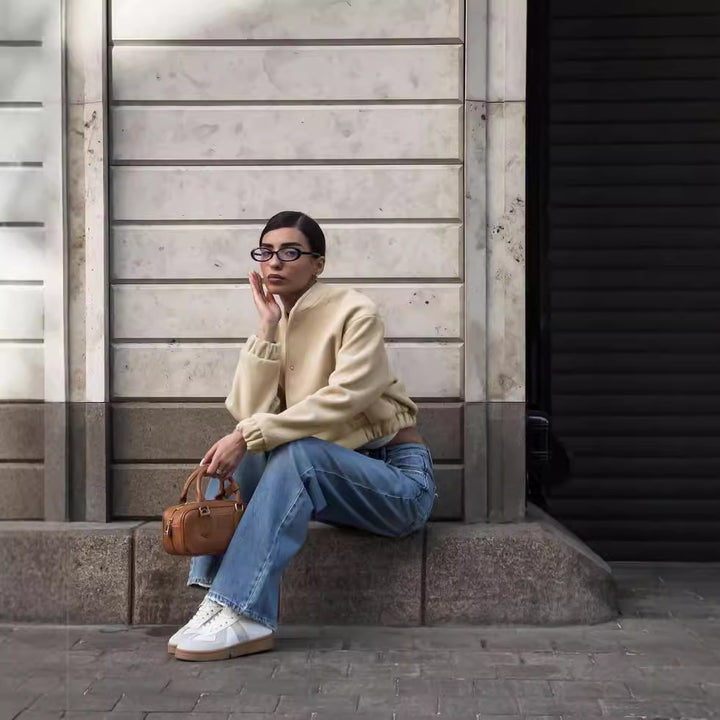 Veste en cuir synthétique décontractée pour femmes avec fermeture éclair stylée et élégantes meurtrières Chic & Stil