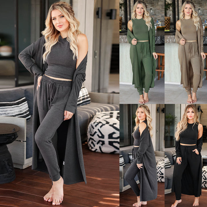 Cozy women's loungewear set with longer cardigan and elastic waist Lune London