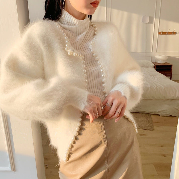 Cardigan luxueux pour femmes avec détails en perles et manches volumineuses Chic & Stil