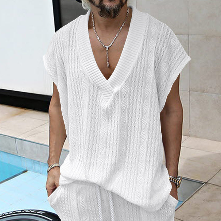 Casual Knit T-shirt for Men with V-neck and Oversized Fit Lune London