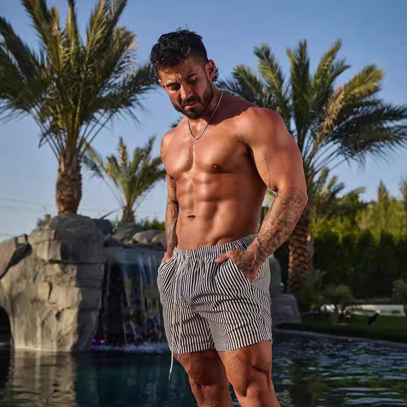 Shorts de bain stylés pour hommes avec cordon pratique Lune London