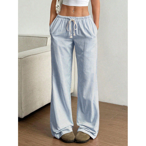 Wide-leg corduroy pants for women with practical side pockets Lune London