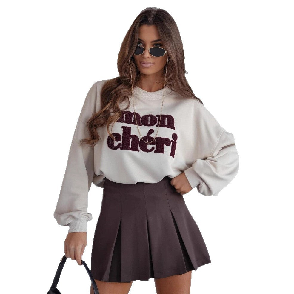 Casual sweatshirt for women with eye-catching print and modern cut Lune London