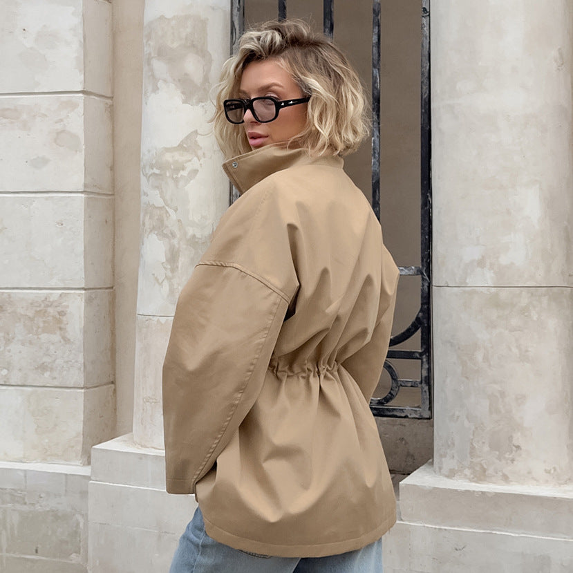 Trendy oversized jacket for women with practical waist Lune London