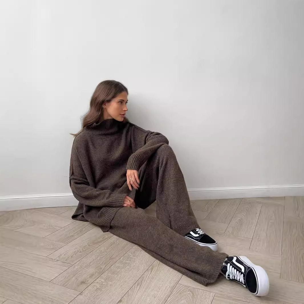 Ladies oversized sweater with high collar and soft material Lune London
