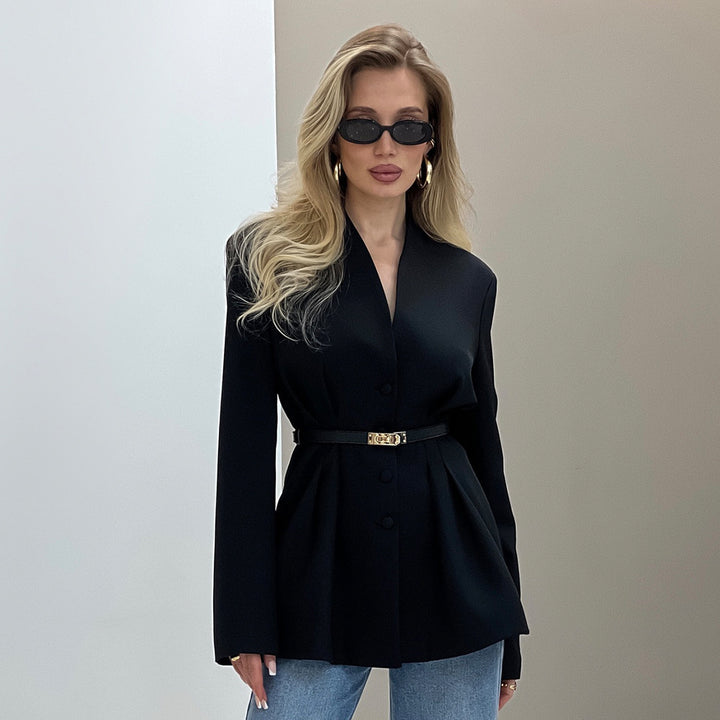 Ladies elegant blazer with fitted cut and removable belt Lune London