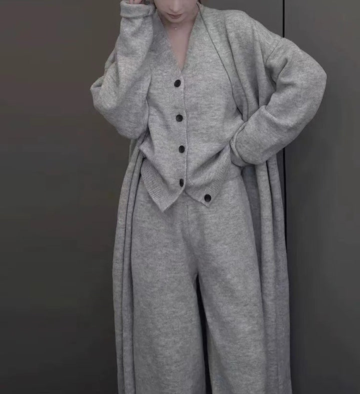 Ensemble en tricot élégant pour femmes avec cardigan long et pantalon large Chic & Stil