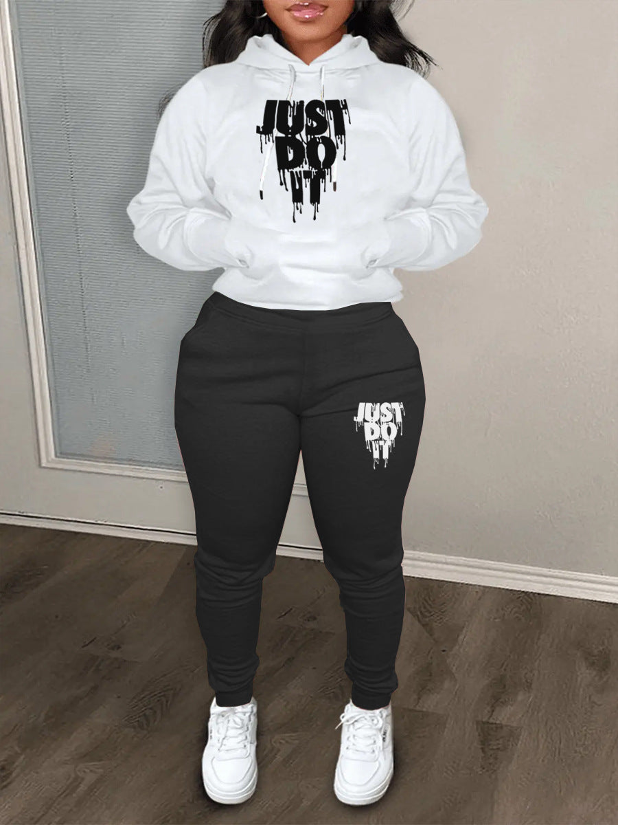 Women's hoodie set and jogger pants with modern graphic print Lune London
