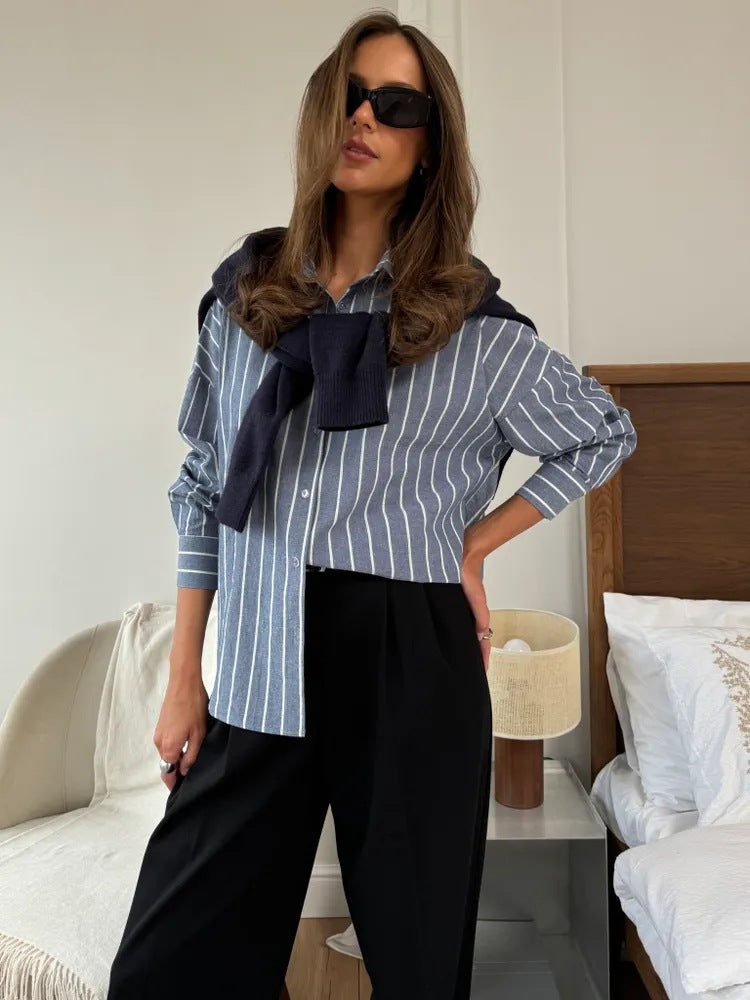 Casual blouse for women with fine stripes and a lightweight material Lune London
