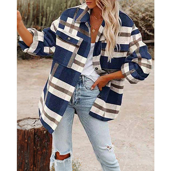 Oversized shirt jacket for women with check pattern and practical pockets Lune London