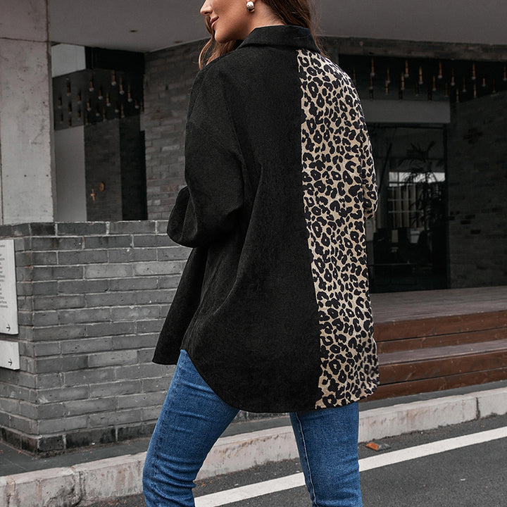 Fashionable women's jacket in patchwork style with snap closure and cotton material Lune London