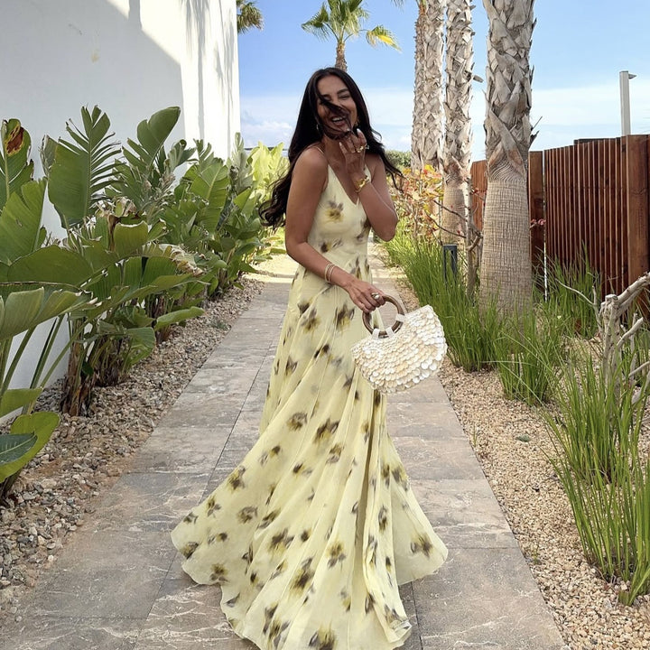Maxi dress for women with floral pattern and light chiffon Lune London