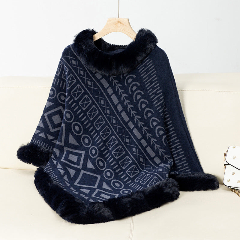 Ladies fashionable poncho with decorative faux fur collar Lune London