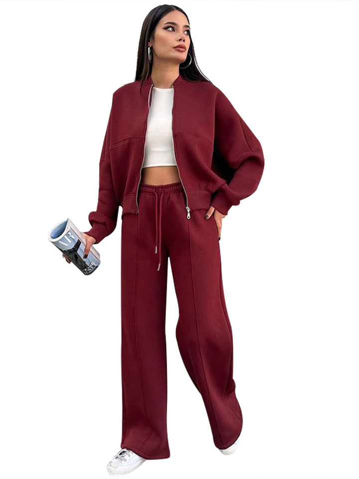 Casual set for women in soft terry fabric with a high collar and a loose fit Lune London