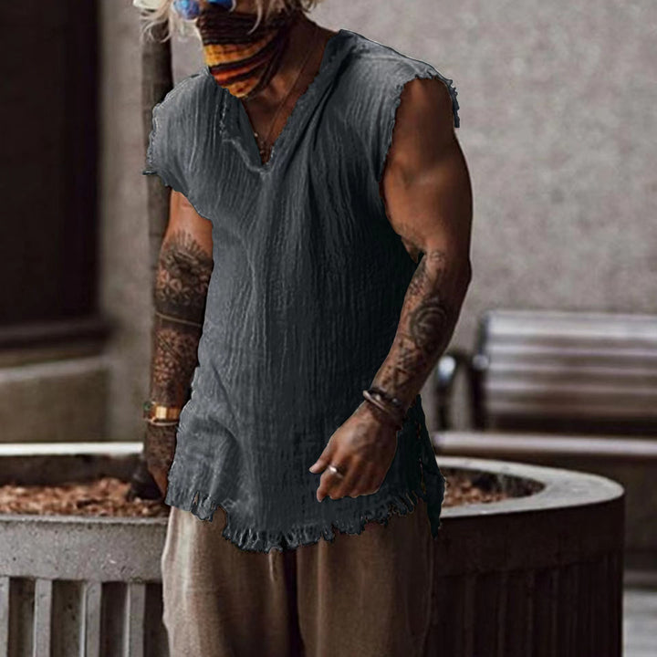 Casual shirt for men with V-neck and frayed hem Lune London