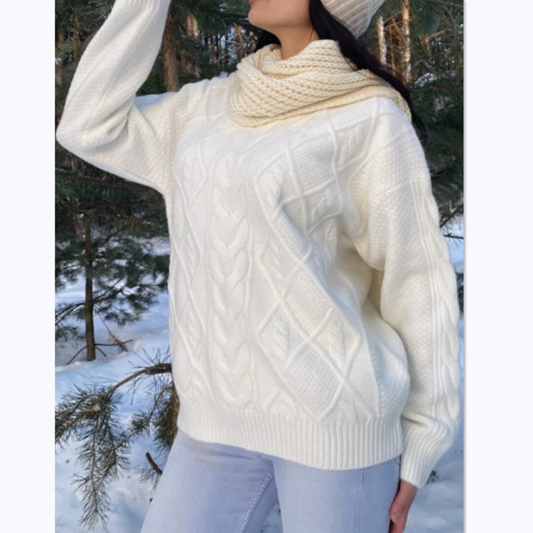 Oversized knitted sweater for women with cable knit pattern Lune London