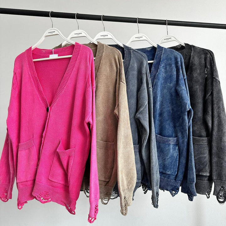 Casual knitted cardigan for women with marked visible seams and pockets Lune London