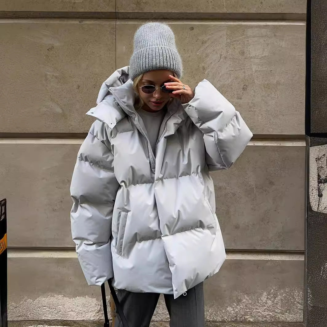 Sporty winter jacket for women with high collar and oversized fit Lune London