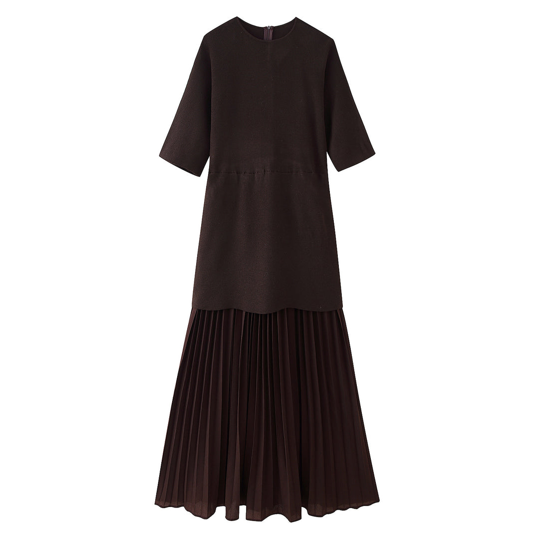 Maxi dress for women with high-quality pleated design and modern cut Lune London