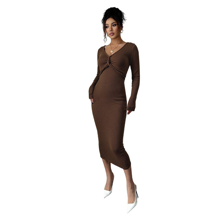 Robe midi ajustée en jersey pour femmes avec détail torsadé et manches longues Chic & Stil