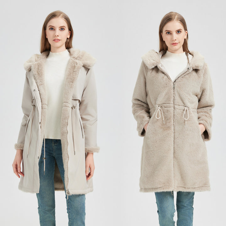 Elegant and warm women's parka with removable faux fur collar and practical lace details Lune London