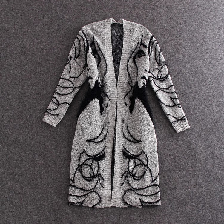Wool coat for women with artistic pattern and comfortable fit Lune London