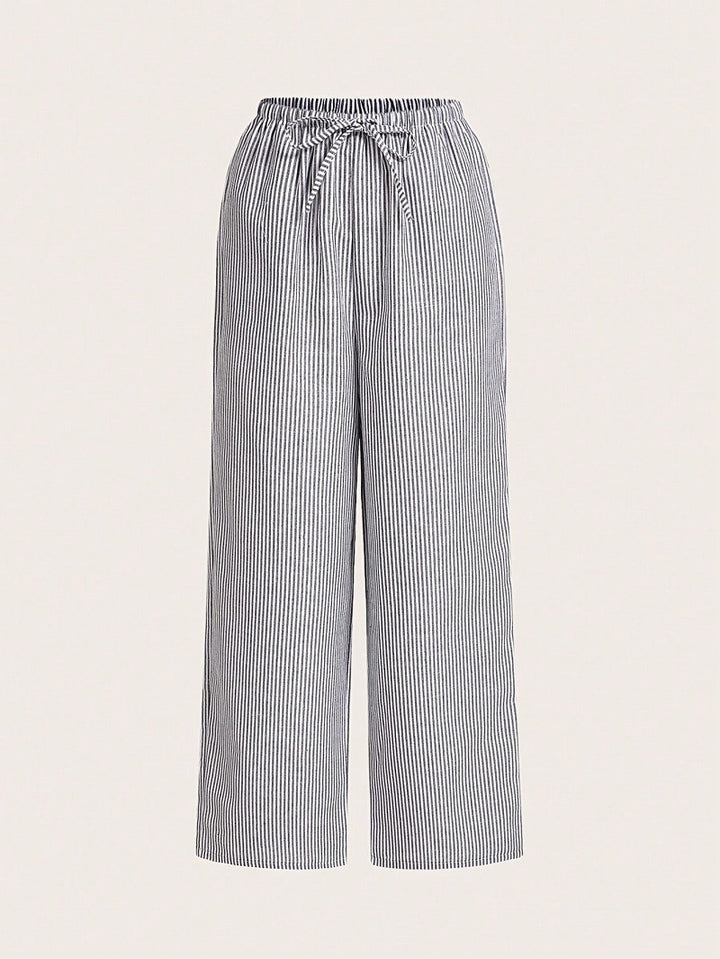 Casual summer trousers for women with side pockets and elastic waistband Lune London