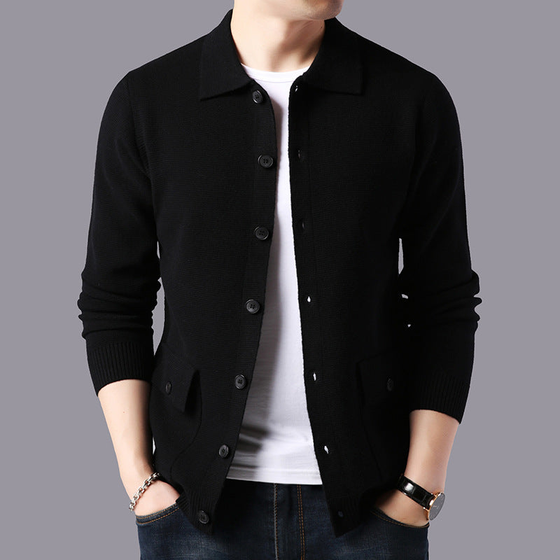 Casual cardigan for men with practical pockets and a button closure Lune London