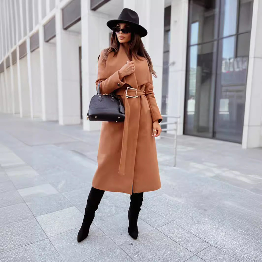 Elegant trench coat for women with belt and high-quality finish Lune London