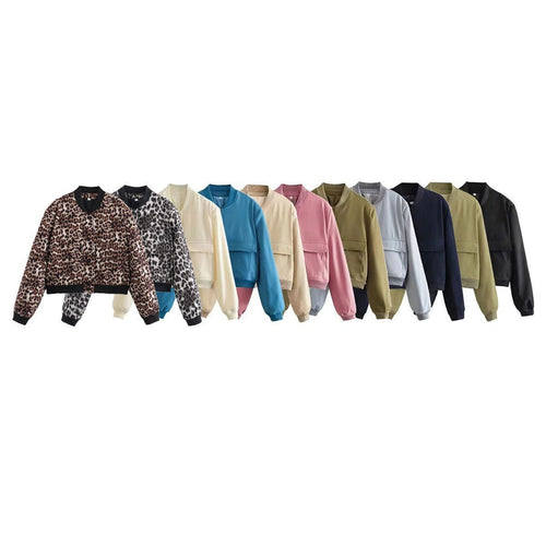 Trendy utility jacket for women with practical pockets and elegant cut Lune London