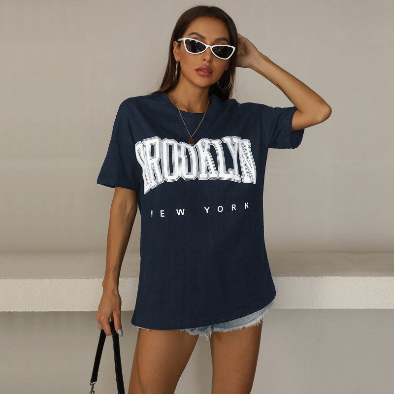 T-shirt surdimensionné pour femmes avec impression tendance Brooklyn Chic & Stil