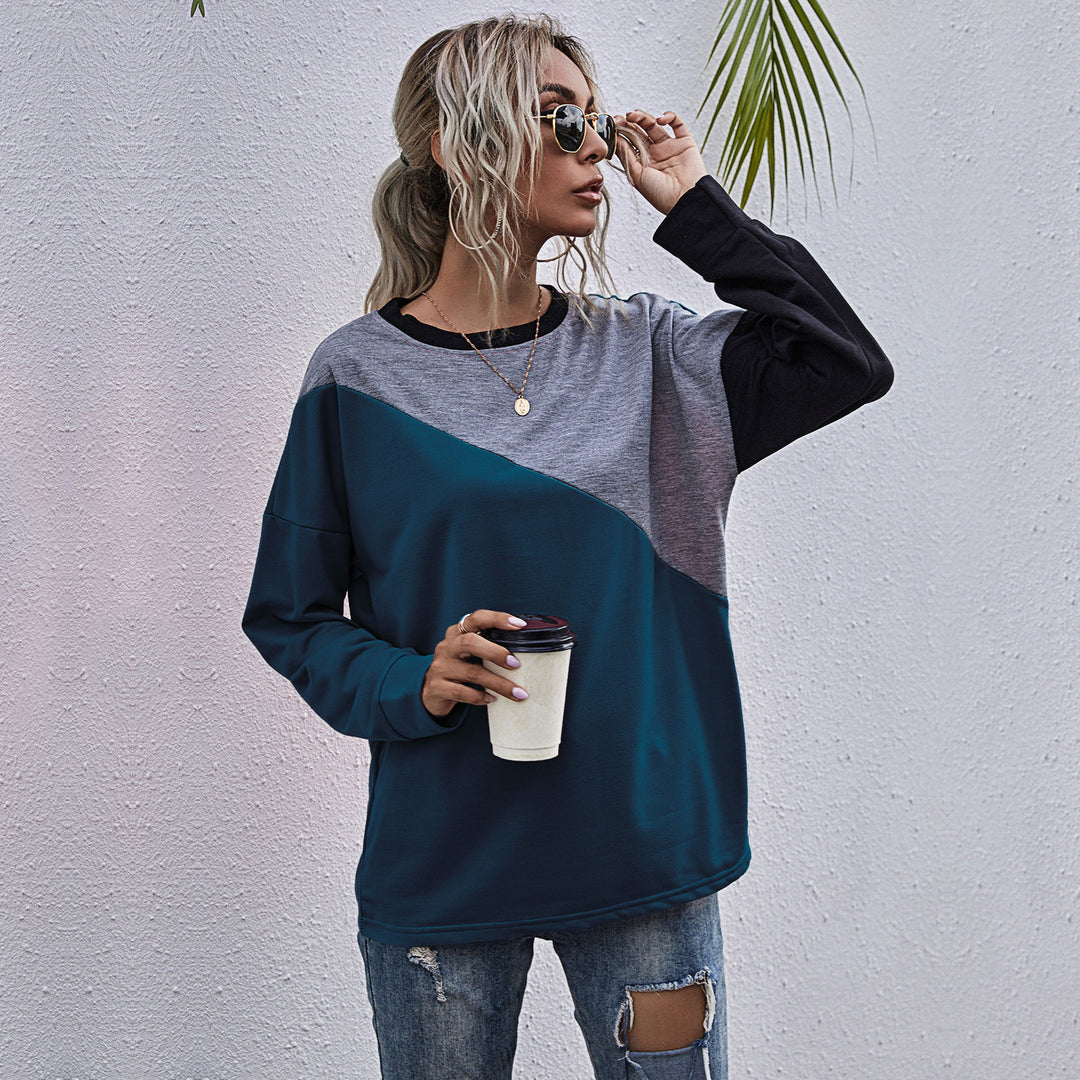 Sporty sweatshirt for women with a trendy color block design Lune London