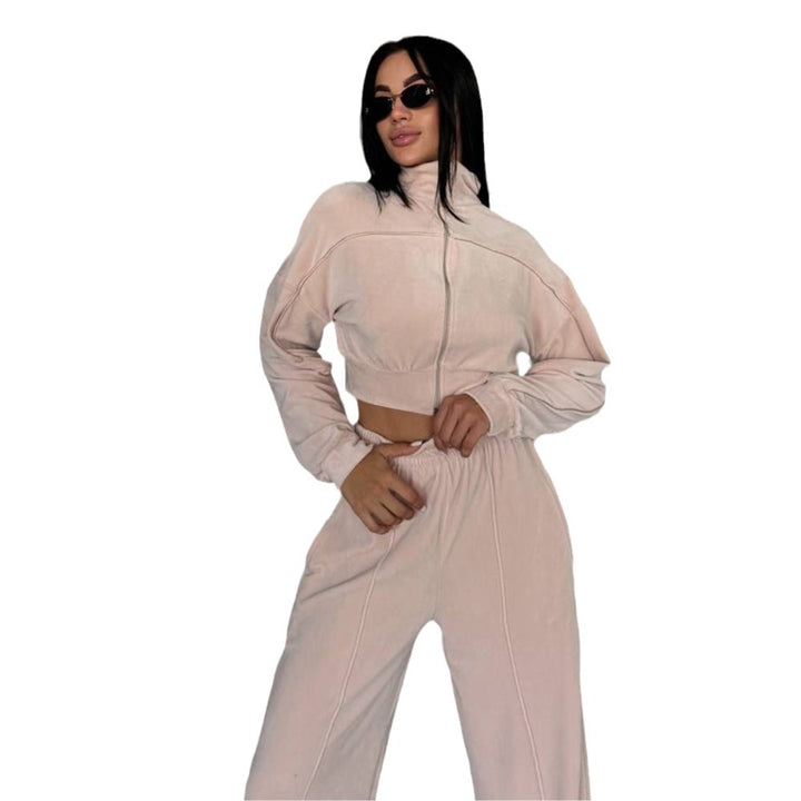 Women's sports set with short jacket and wide leg Lune London