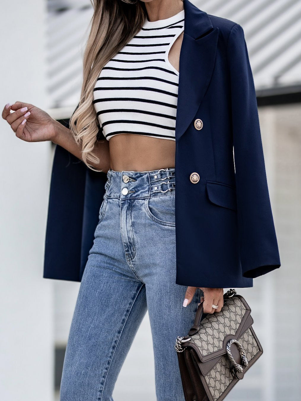 Elegant blazer jacket for women with double-breasted buttons Lune London