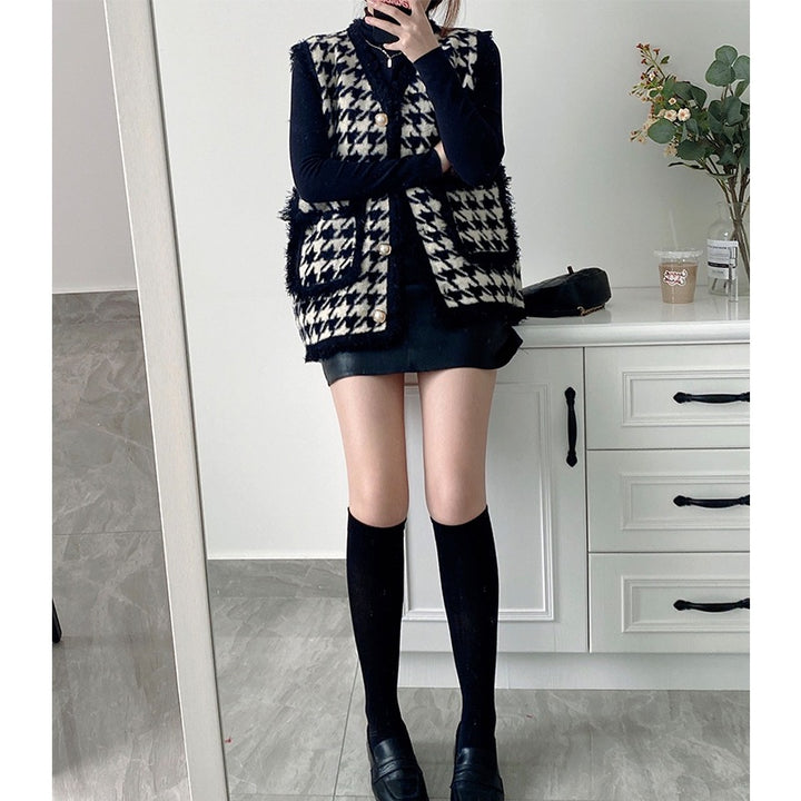 Gilet en tricot décontracté pour femmes avec motif à carreaux et boutons élégants Chic & Stil